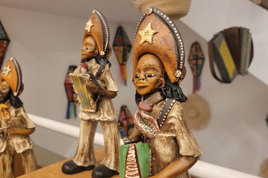 Instituto Pernambuco Porto leva ao Paço do Frevo exposição que conecta as tradições juninas de Portugal e do Brasil 